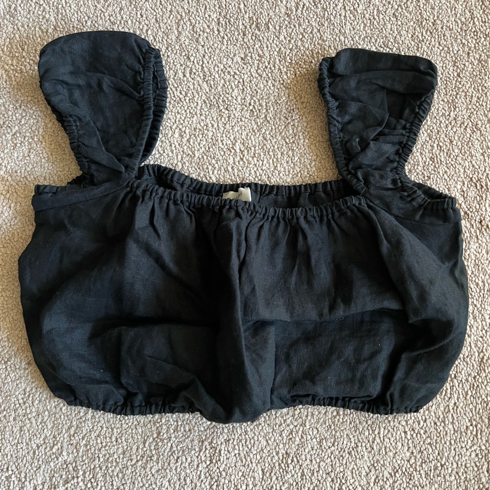 Aritzia Black Cropped Linen Top